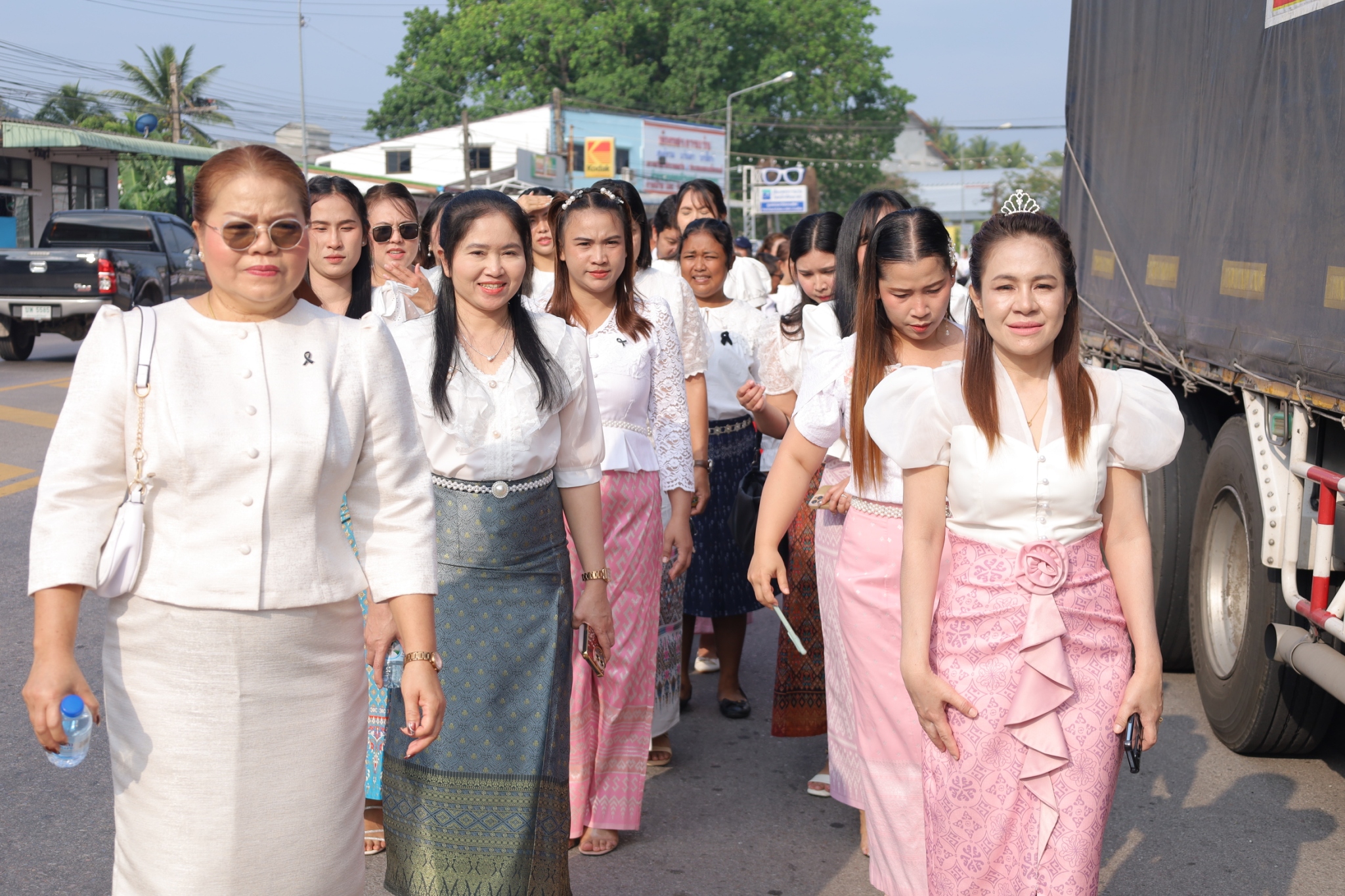 📌 ร่วมกิจกรรมสืบสานประเพณีแห่สิ่งศักดิ์สิทธิ์ อำเภอบางสะพาน ประจำปี 2568